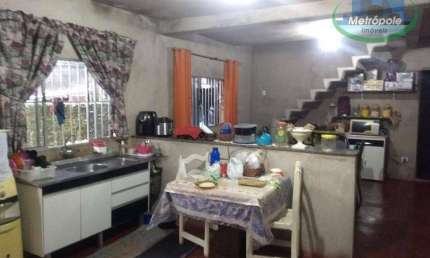 Sobrado com 3 dormitórios à venda, 140 m² por R$ 300.000,00 - Jardim Marilena - Guarulhos/SP