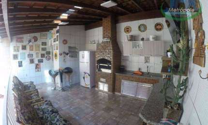 Sobrado com 3 dormitórios à venda, 326 m² por R$ 795.000,00 - Jardim Santa Maria - Guarulhos/SP