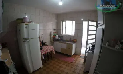 Sobrado com 3 dormitórios à venda, 200 m² por R$ 450.000,00 - Jardim Santa Emilia - Guarulhos/SP