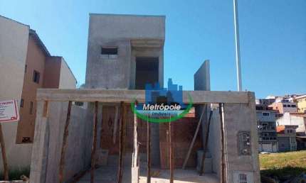 Sobrado com 3 dormitórios à venda, 110 m² por R$ 700.000,00 - Parque Flamengo - Guarulhos/SP