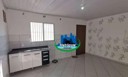 Casa com 1 dormitório para alugar, 55 m² por R$ 800/mês - Jardim Scyntila - Guarulhos/SP