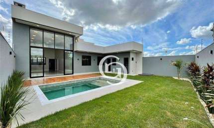 Casa térrea no Tropical 2 com 3 suítes e piscina - Cascavel/PR