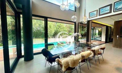 Sobrado com 4 dormitórios à venda, 456 m² por R$ 5.950.000,00 - Região do Lago - Cascavel/PR