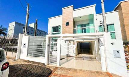 Sobrado com 3 dormitórios à venda, 170 m² por R$ 990.000 - Parque São Paulo - Cascavel/PR