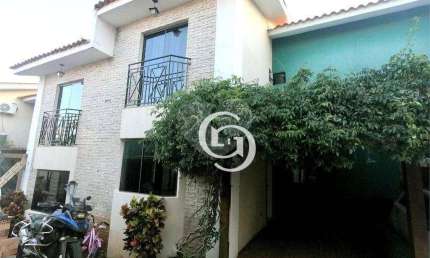 Sobrado com 3 dormitórios à venda, 99 m² por R$ 420.000 - Canadá - Cascavel/PR
