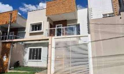 Sobrado com 3 dormitórios à venda, 132 m² por R$ 625.000,00 - Recanto Tropical - Cascavel/PR