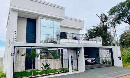 Sobrado com 3 dormitórios à venda, 240 m² por R$ 2.500.000,00 - Loteamento Colinas Tropical - Cascavel/PR