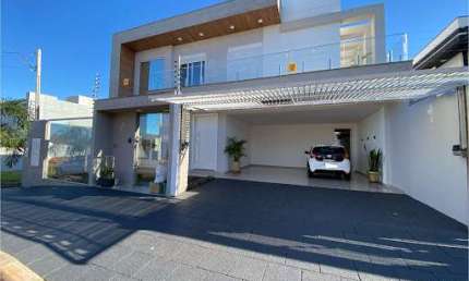 Sobrado com 3 dormitórios à venda, 237 m² por R$ 1.900.000,00 - Recanto tropical III - Cascavel/PR