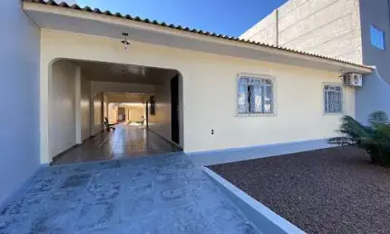 Casa com 3 dormitórios à venda, 140 m² por R$ 750.000,00 - Parque São Paulo - Cascavel/PR