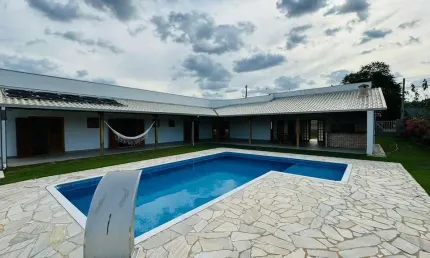 Chácara com 3 suítes à venda, 1000 m² por R$ 880.000 - Residencial Pinheiros do Lago - Alambari/SP