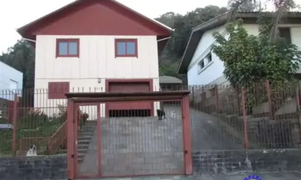 Casa com 3 quartos à venda no Panazzolo, Caxias do Sul , 63 m2 por R$ 600.000