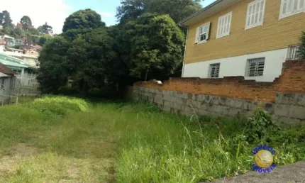 Terreno à venda no Jardelino Ramos, Caxias do Sul  por R$ 1.950.000