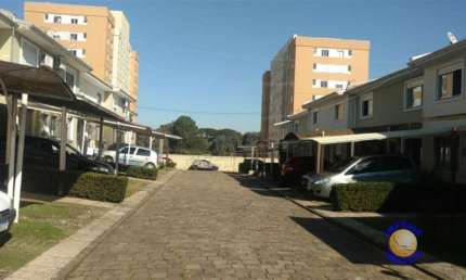 Casa com 2 quartos à venda no Parque Oasis, Caxias do Sul , 63 m2 por R$ 225.000