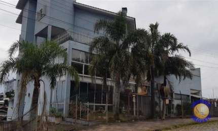 Casa com 5 quartos à venda no Charqueadas, Caxias do Sul , 682 m2 por R$ 1.500.000
