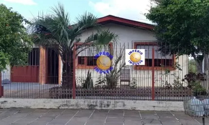 Casa com 5 quartos à venda no Kayser, Caxias do Sul , 221 m2 por R$ 490.000
