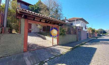 Casa com 3 quartos à venda no Rio Branco, Caxias do Sul , 427 m2 por R$ 1.900.000