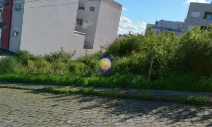 Terreno à venda na Nossa Senhora da Saúde, Caxias do Sul  por R$ 640.000