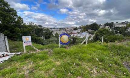 Terreno à venda no Kayser, Caxias do Sul  por R$ 390.000