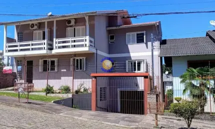 Casa com 6 quartos à venda no Santa Catarina, Caxias do Sul , 360 m2 por R$ 1.100.000