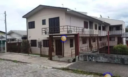 Casa com 2 quartos à venda no Charqueadas, Caxias do Sul , 108 m2 por R$ 285.000