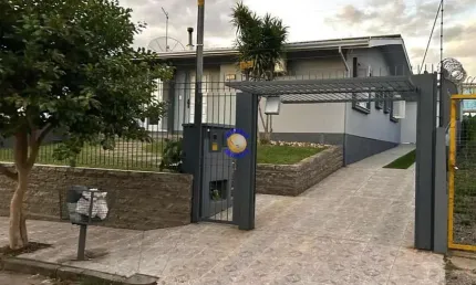 Casa com 3 quartos à venda em Fátima, Caxias do Sul , 180 m2 por R$ 850.000