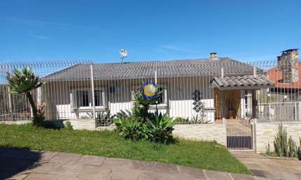 Casa com 2 quartos à venda na Colina Sorriso, Caxias do Sul , 240 m2 por R$ 950.000