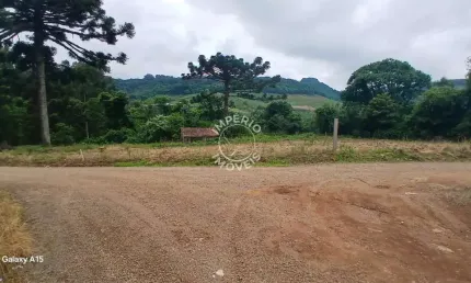 Chácara / sítio à venda na Zona Rural, Caxias do Sul  por R$ 350.000