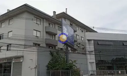Cobertura com 4 quartos à venda no De Lazzer, Caxias do Sul , 242 m2 por R$ 530.000