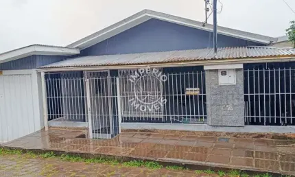 Casa com 4 quartos à venda no Rio Branco, Caxias do Sul , 93 m2 por R$ 330.000