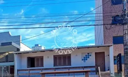 Casa com 3 quartos à venda no Exposição, Caxias do Sul , 200 m2 por R$ 670.000