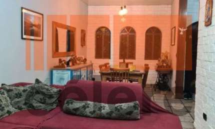 Casa com 4 Dormitórios na Mooca - Oportunidade Imperdível!  ? Destaques do Imóvel:  4 dormitórios,