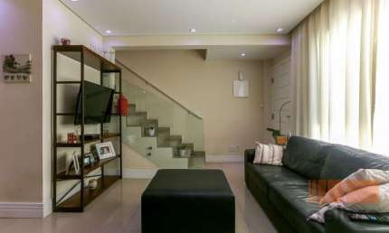Sobrado à Venda no Alto da Mooca | 2 Suítes, 3 Banheiros, 2 Vagas  |100m² | R$ 750.000