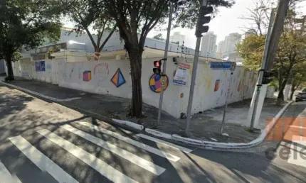 TERRENO À VENDA COM 1.200m2 - JARDIM DA GLÓRIA  (Zoneamento ZC)