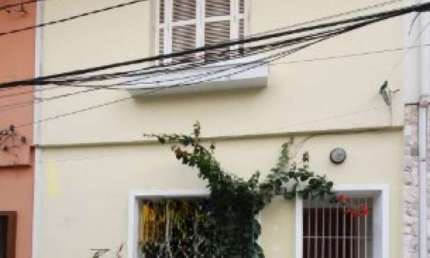 SOBRADO 135M² PARA LOCAÇÃO NA VILA MARIANA ? 2 DORM, EDÍCULA, QUINTAL E LOCALIZAÇÃO PRIVILEGIADA