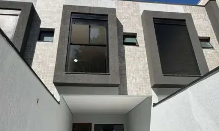 Excelente sobrado de 110m², 2 ou 3 vagas de garagem, 3 dorms. (1 suíte).