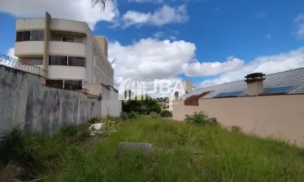 Terreno à venda na Rua Doutor Ennio Marçal, 183, Tingui, Curitiba por R$ 700.000