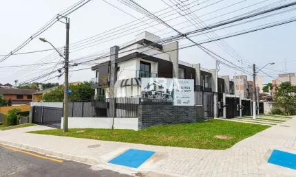 Casa com 3 quartos à venda na Rua Reverendo Paulo Hecke, 58, Ahú, Curitiba, 221 m2 por R$ 1.883.026