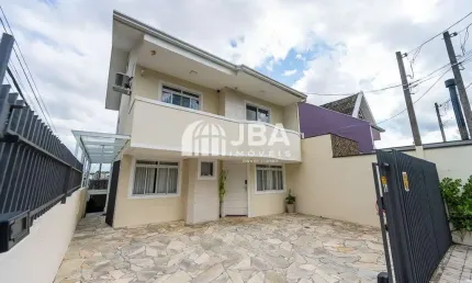 Casa com 4 quartos à venda na Rua Waldemar Kost, 2839, Xaxim, Curitiba, 200 m2 por R$ 650.000