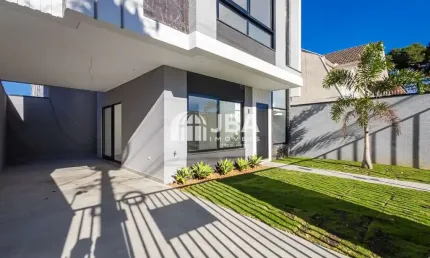 Casa com 3 quartos à venda na Rua Miguel Tschannerl, 121, Vista Alegre, Curitiba, 152 m2 por R$ 1.389.000