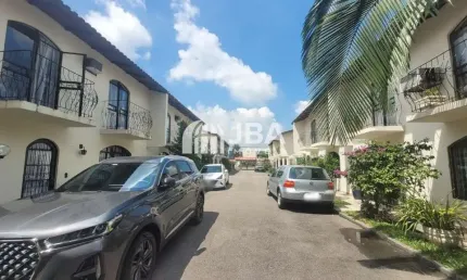 Casa em condomínio fechado com 3 quartos à venda na Rua Cleto da Silva, 1200, Boqueirão, Curitiba, 158 m2 por R$ 500.000