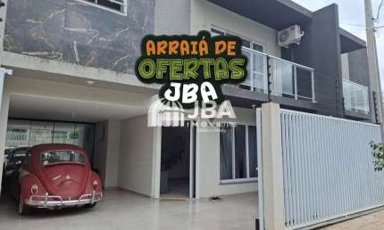 Casa com 3 quartos à venda na Palmiro Vaccari, 70, Pedro Moro, São José dos Pinhais, 141 m2 por R$ 900.000