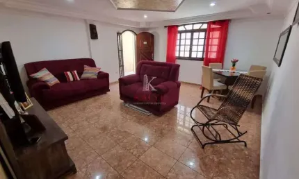 Sobrado Residencial à venda, Ocian, Praia Grande - SO0018.