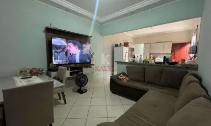 Casa com 3 dorms, Guilhermina, Praia Grande - R$ 550 mil, Cod: 8807