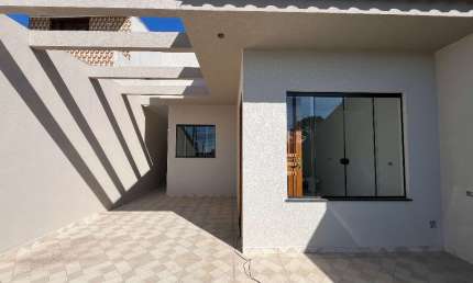 Casa Bem Localizada no São Marcos - 3 Dormitórios e Suíte!