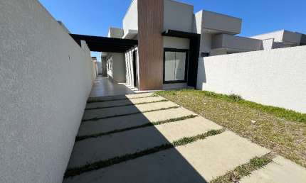 Ótima casa com 3 dormitórios, 1 suíte – Bairro – São Marcos – SJP