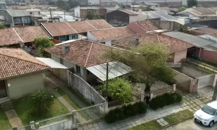 Casa com Suíte, Lareira e Espaço Gourmet a 10 Minutos do Centro