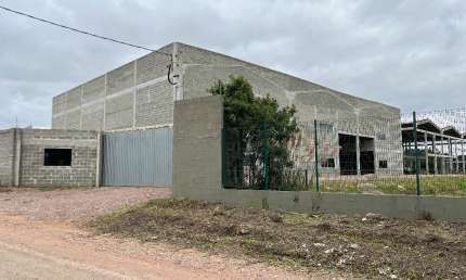 Barracão em São José dos Pinhais | 1.400m² | Pronto para Sua Empresa