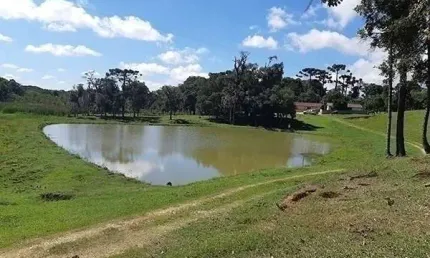 Chácaras com residencia, lagos matas, área 52030 m² (2.15 ALQ)  Contenda PR