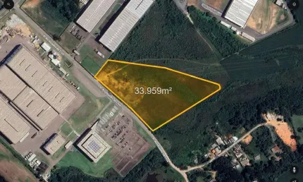 Área Industrial Premium: 33.959m² com Excelente Localização