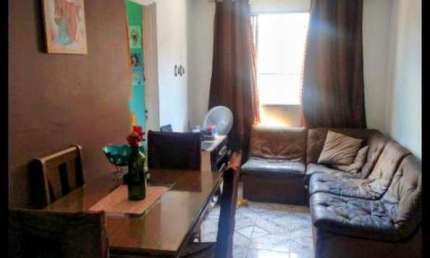 Apartamento à Venda em Vila Romanópolis, Ferraz de Vasconcelos - SP